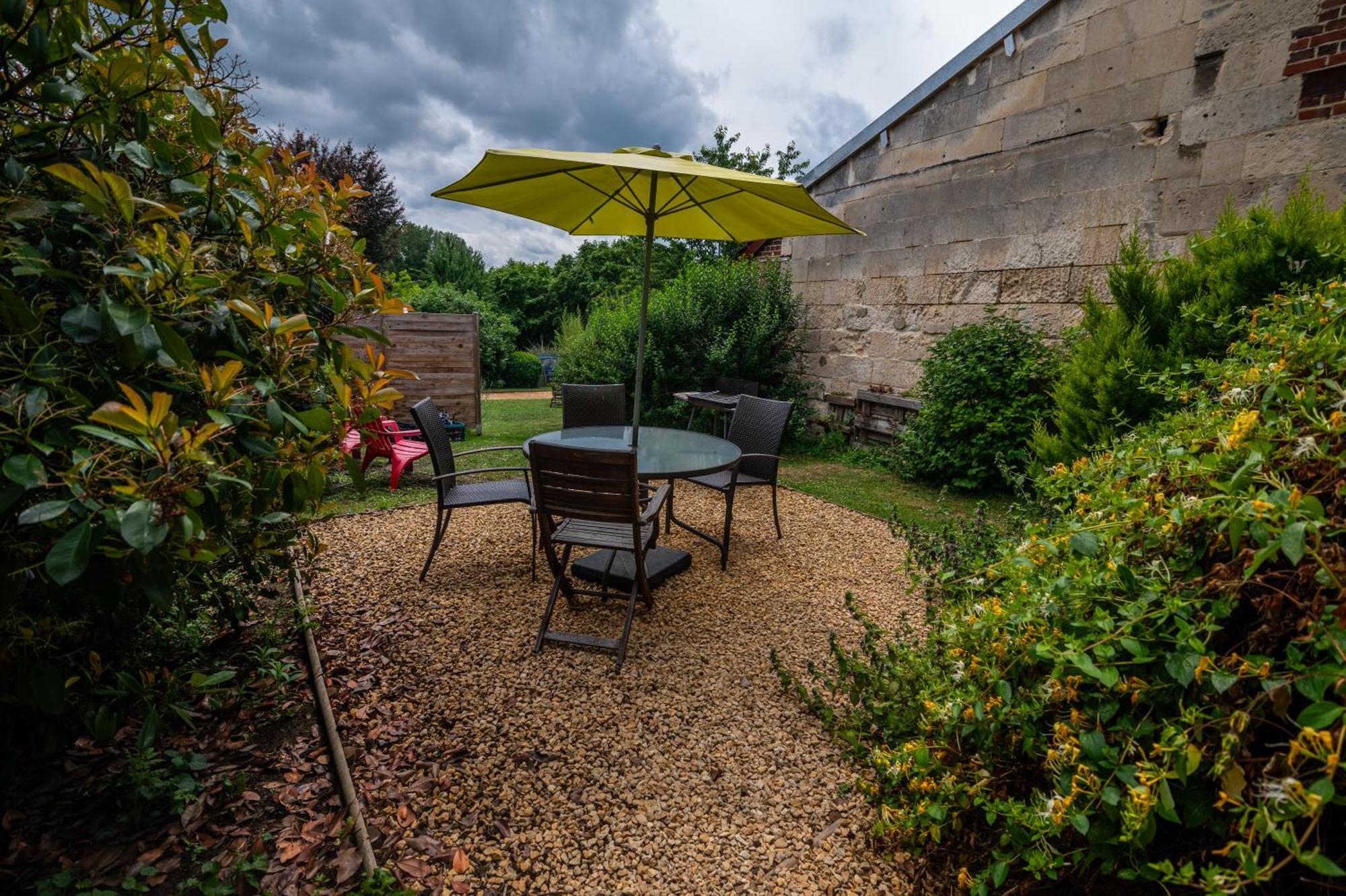 Gite Cosy Green Chevincourt Esterno foto